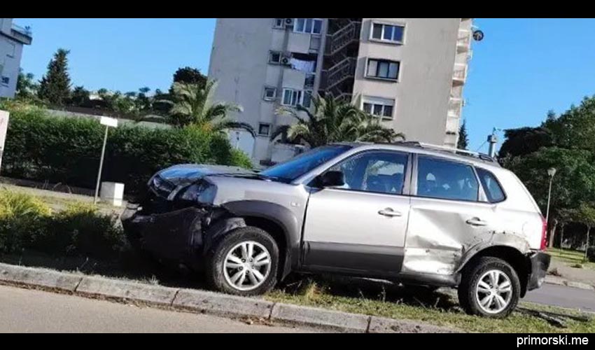 jeep na travu