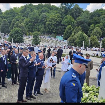 Delegacija Bošnjačkog vijeća u Potočarima
